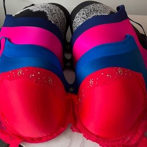 36DD Victoria Secret bras